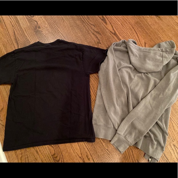 Mens Quicksilver  brand sweatshirt and T-shirt - Picture 7 of 8